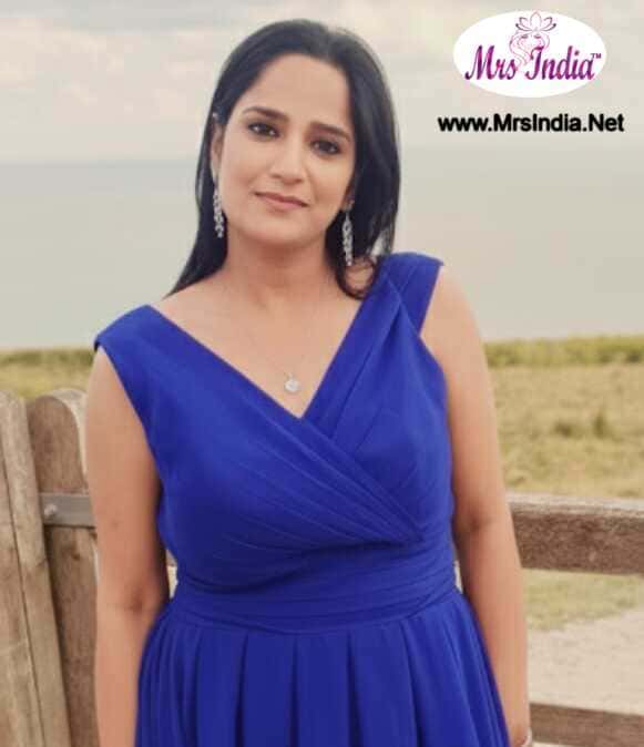 Smriti Dubey Mrs India 2025 Finalist